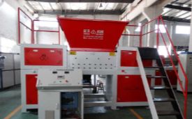 廢舊電子產(chǎn)品撕碎機(jī)，金屬撕碎機(jī)，四軸撕碎機(jī)