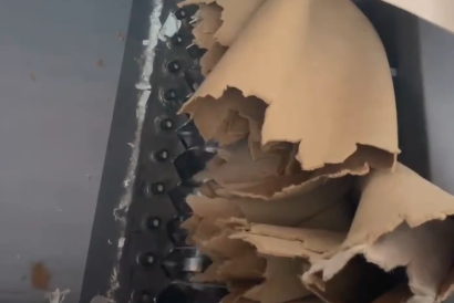 地毯料撕碎，單軸撕碎機